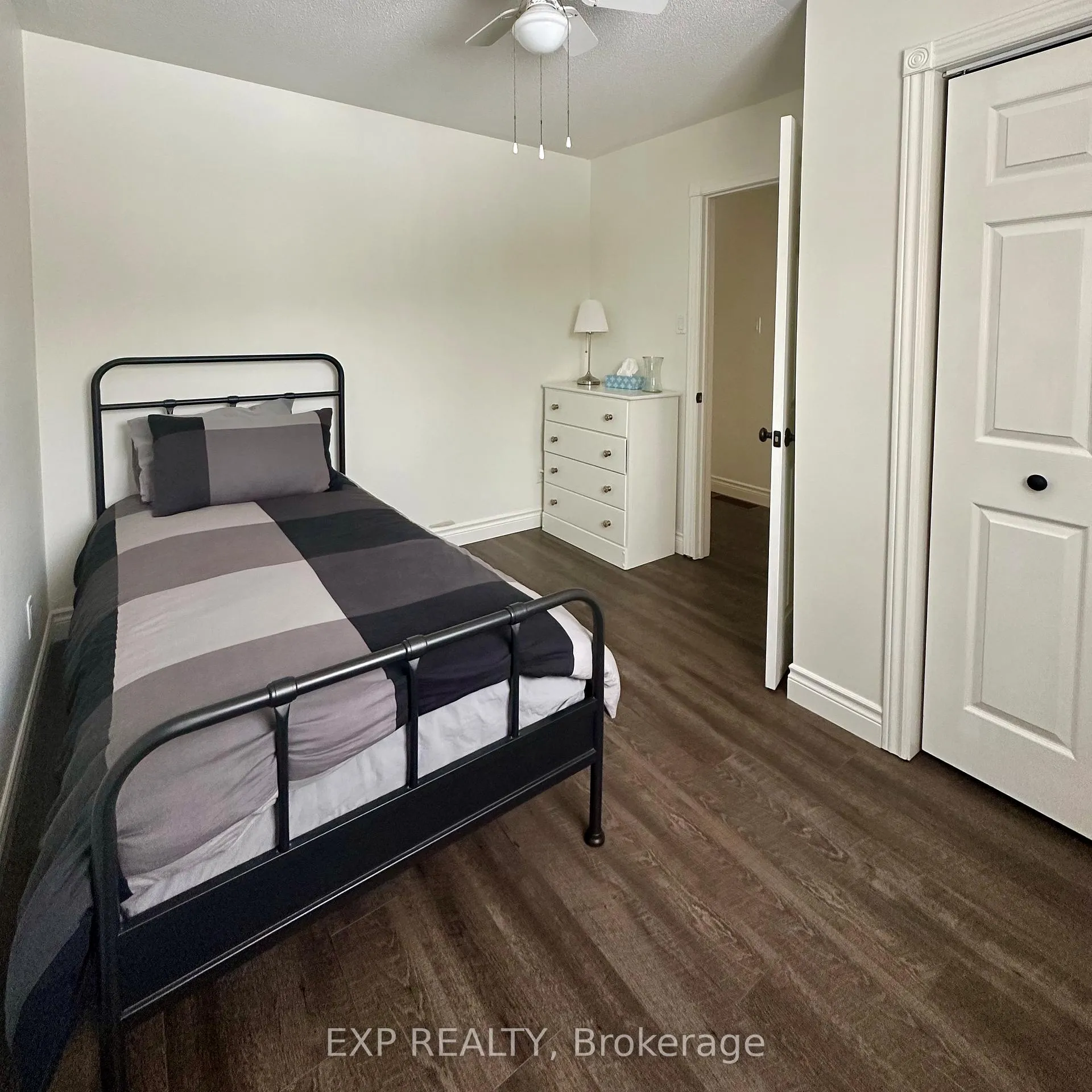 Photo 20 of 578 Highland Crescent, Brock, Beaverton — HOMEH