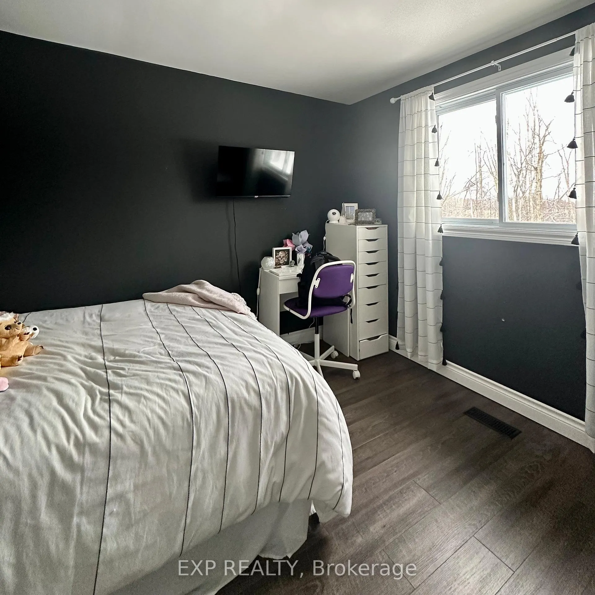 Photo 22 of 578 Highland Crescent, Brock, Beaverton — HOMEH