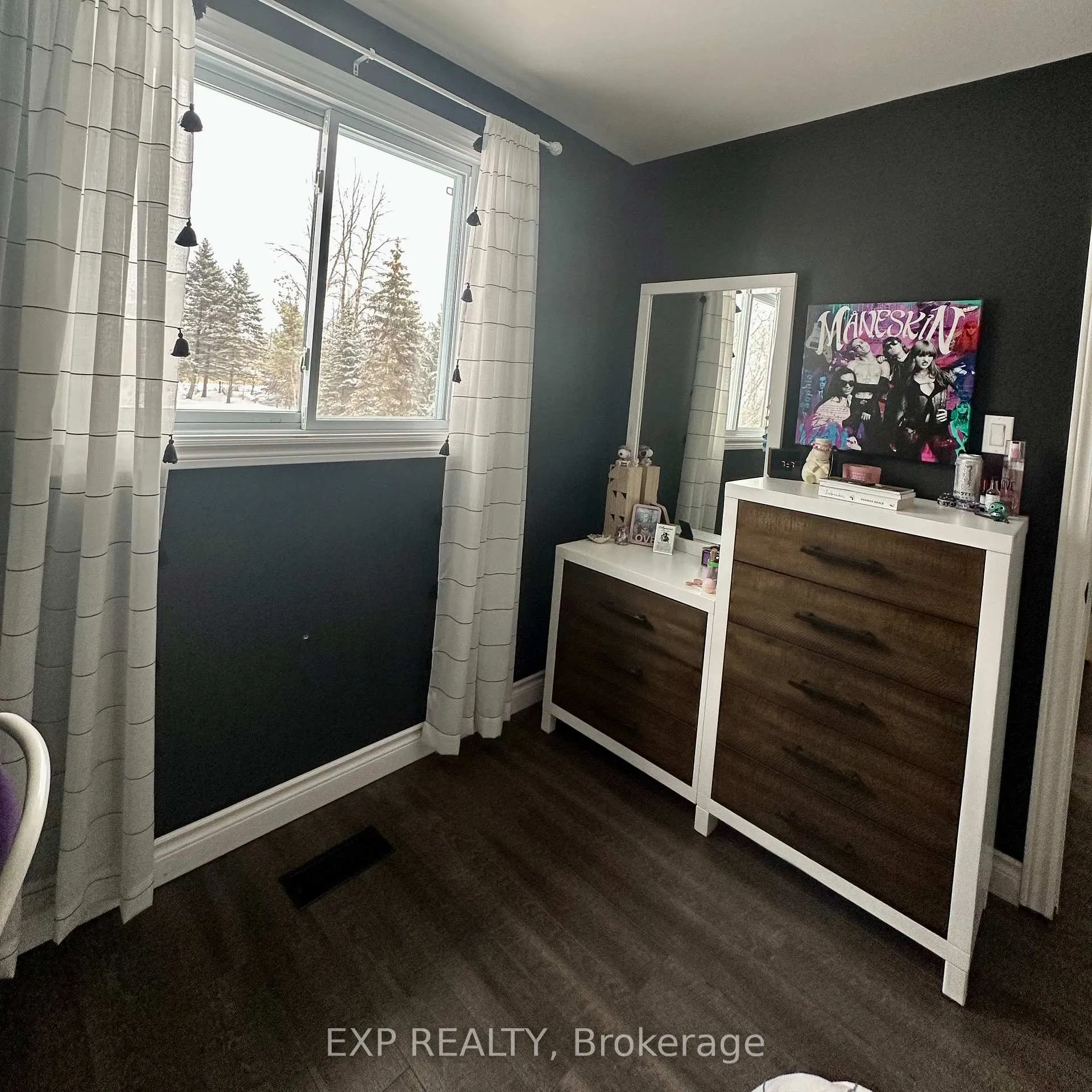 Photo 23 of 578 Highland Crescent, Brock, Beaverton — HOMEH