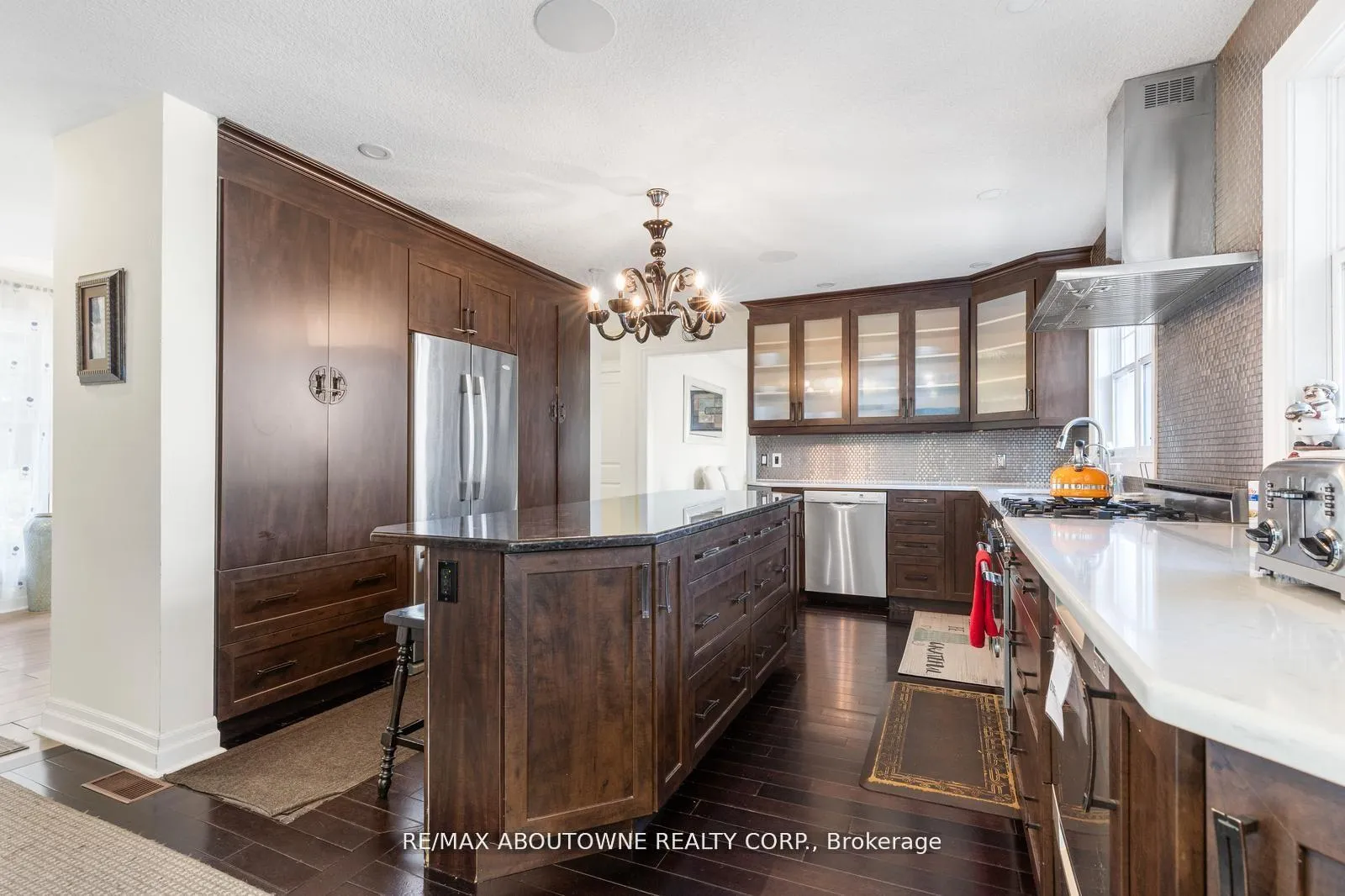 Photo 14 of 1073 North Service Road, Hamilton, Stoney Creek — HOMEH
