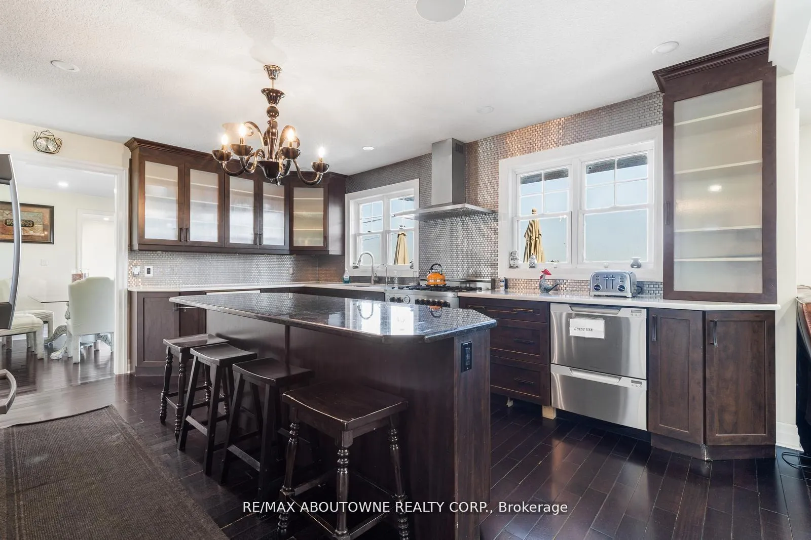 Photo 16 of 1073 North Service Road, Hamilton, Stoney Creek — HOMEH