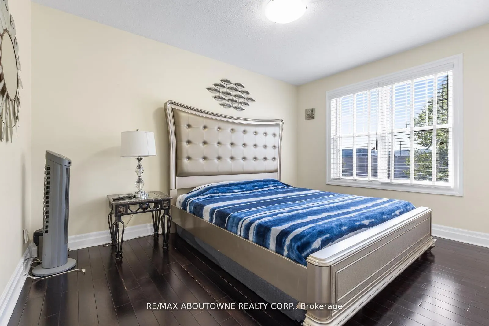 Photo 30 of 1073 North Service Road, Hamilton, Stoney Creek — HOMEH