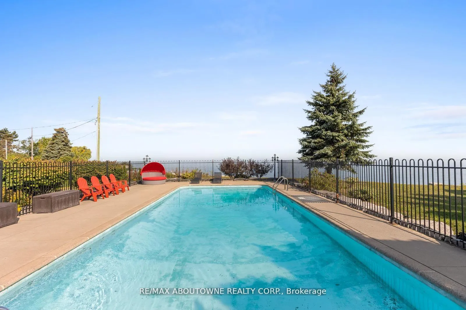 Photo 41 of 1073 North Service Road, Hamilton, Stoney Creek — HOMEH