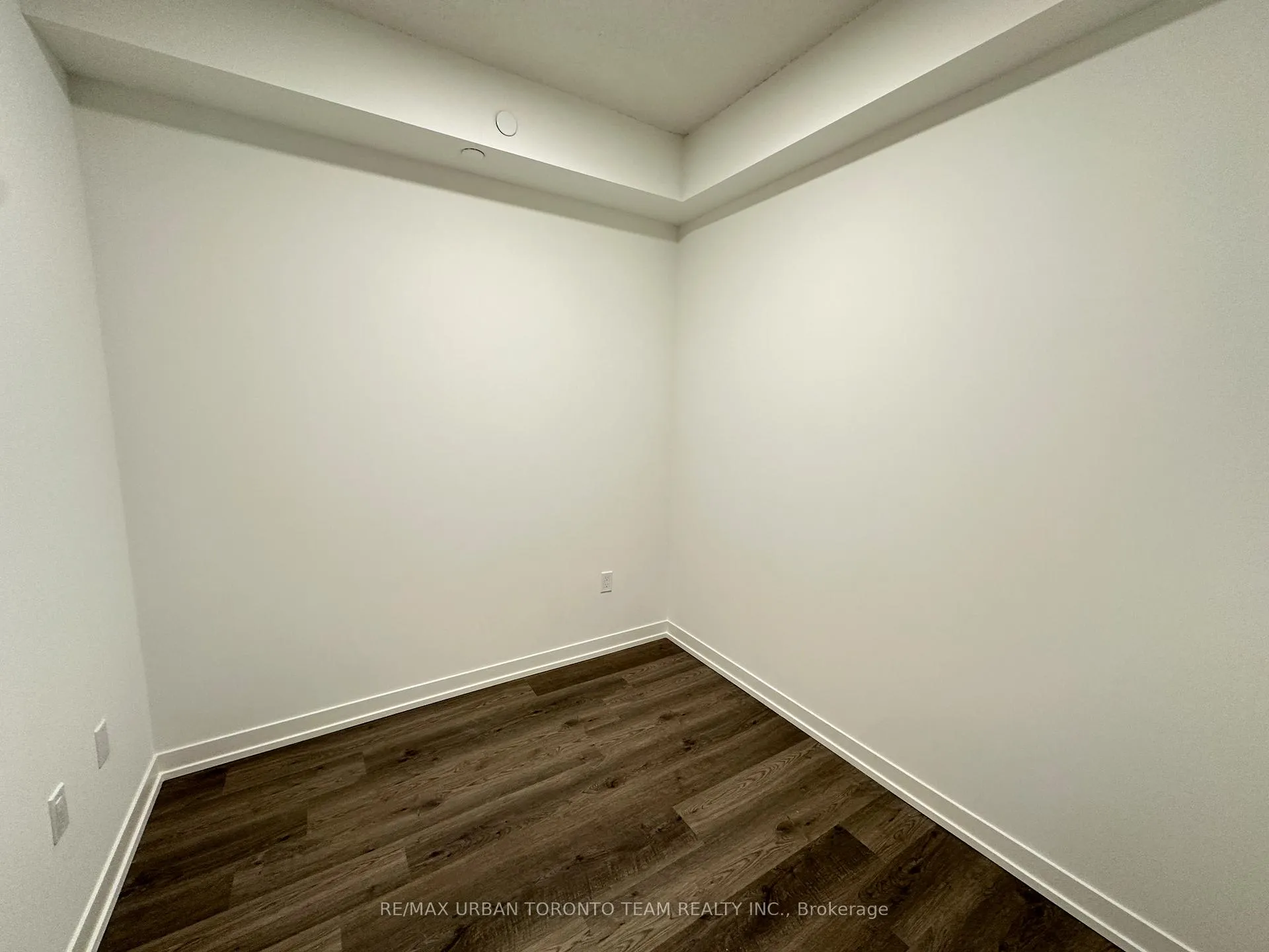 Photo 9 of Unit 3011, 8 Interchange Way, Vaughan, Vaughan Corporate Centre — HOMEH