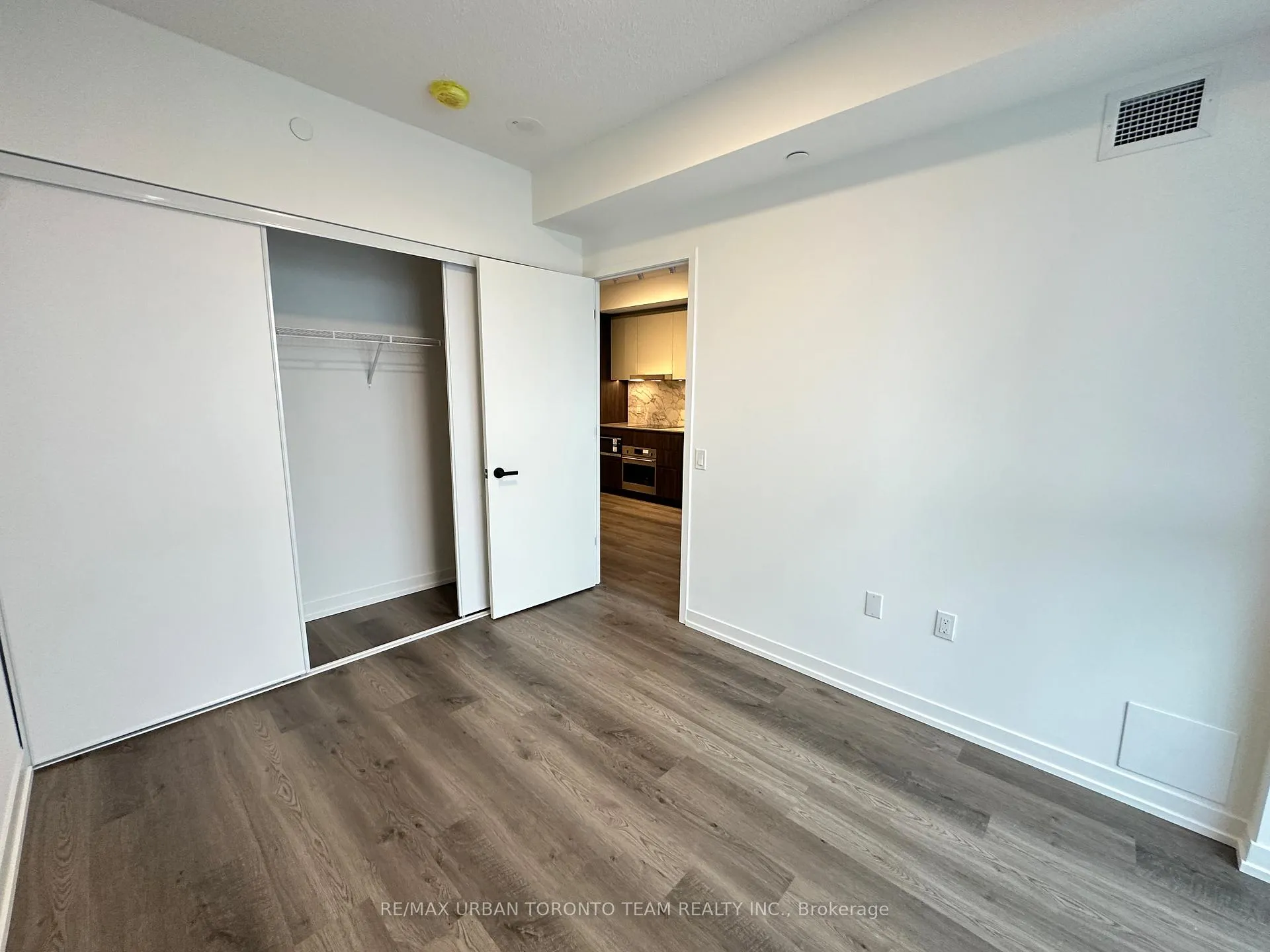 Photo 12 of Unit 3011, 8 Interchange Way, Vaughan, Vaughan Corporate Centre — HOMEH