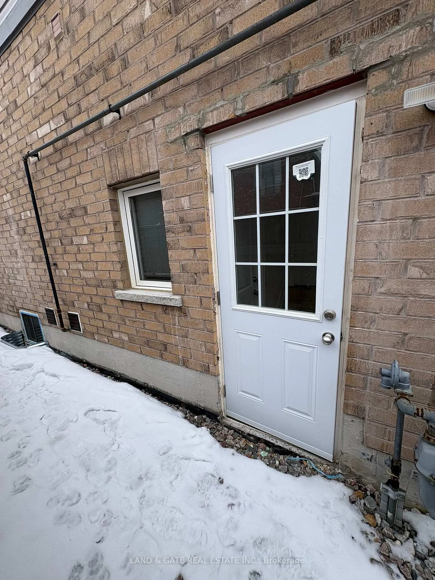 Photo 5 of Unit Lower, 47 Edwin Carr St Edwin Carr Street, Clarington, Bowmanville — HOMEH