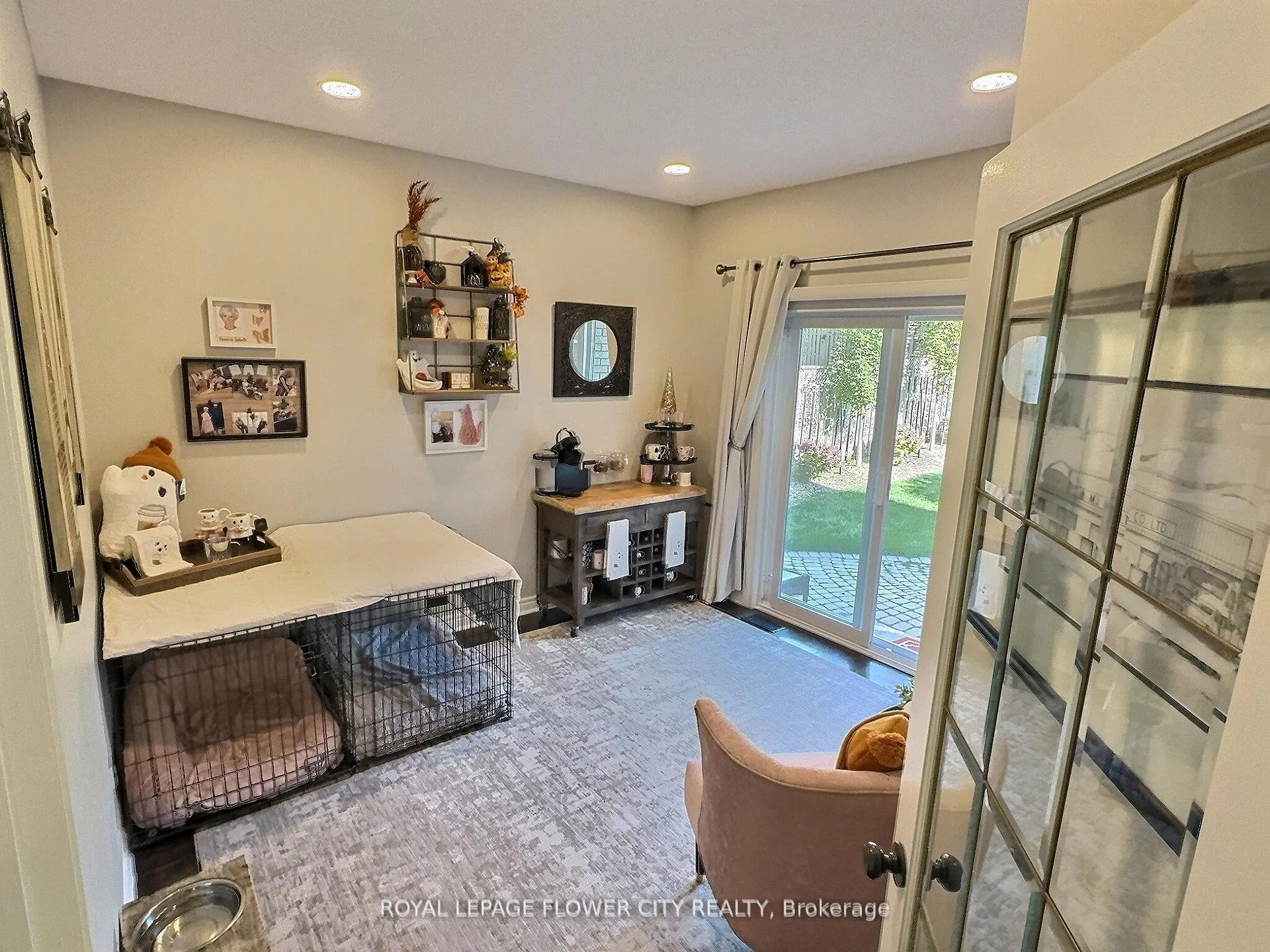 Photo 18 of 70 Colonel Bertram Road, Brampton, Snelgrove — HOMEH