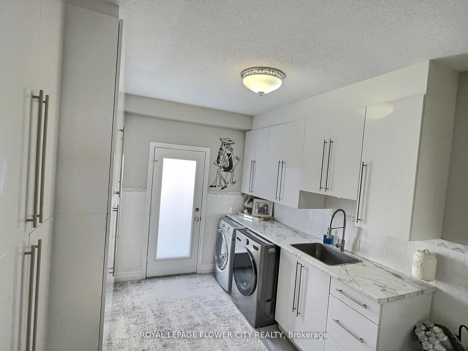 Photo 20 of 70 Colonel Bertram Road, Brampton, Snelgrove — HOMEH