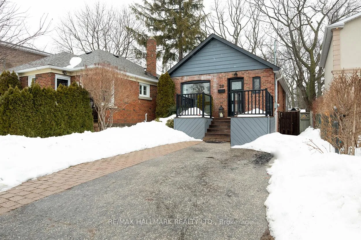 Photo 1 of 28 Lynn Road, Scarborough, Birchcliffe-Cliffside — HOMEH