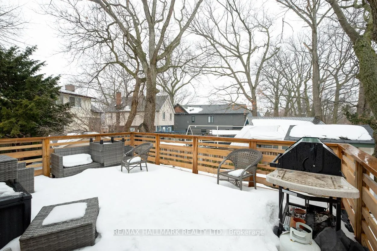Photo 22 of 28 Lynn Road, Scarborough, Birchcliffe-Cliffside — HOMEH