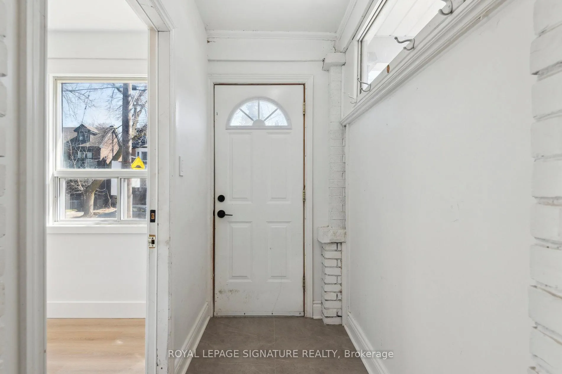 Photo 2 of 176 Gillard Avenue, Toronto, Greenwood-Coxwell — HOMEH