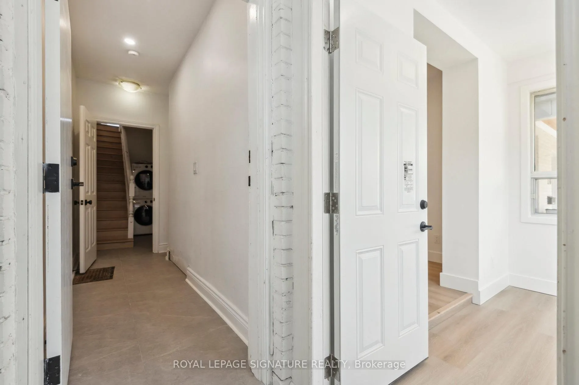 Photo 3 of 176 Gillard Avenue, Toronto, Greenwood-Coxwell — HOMEH