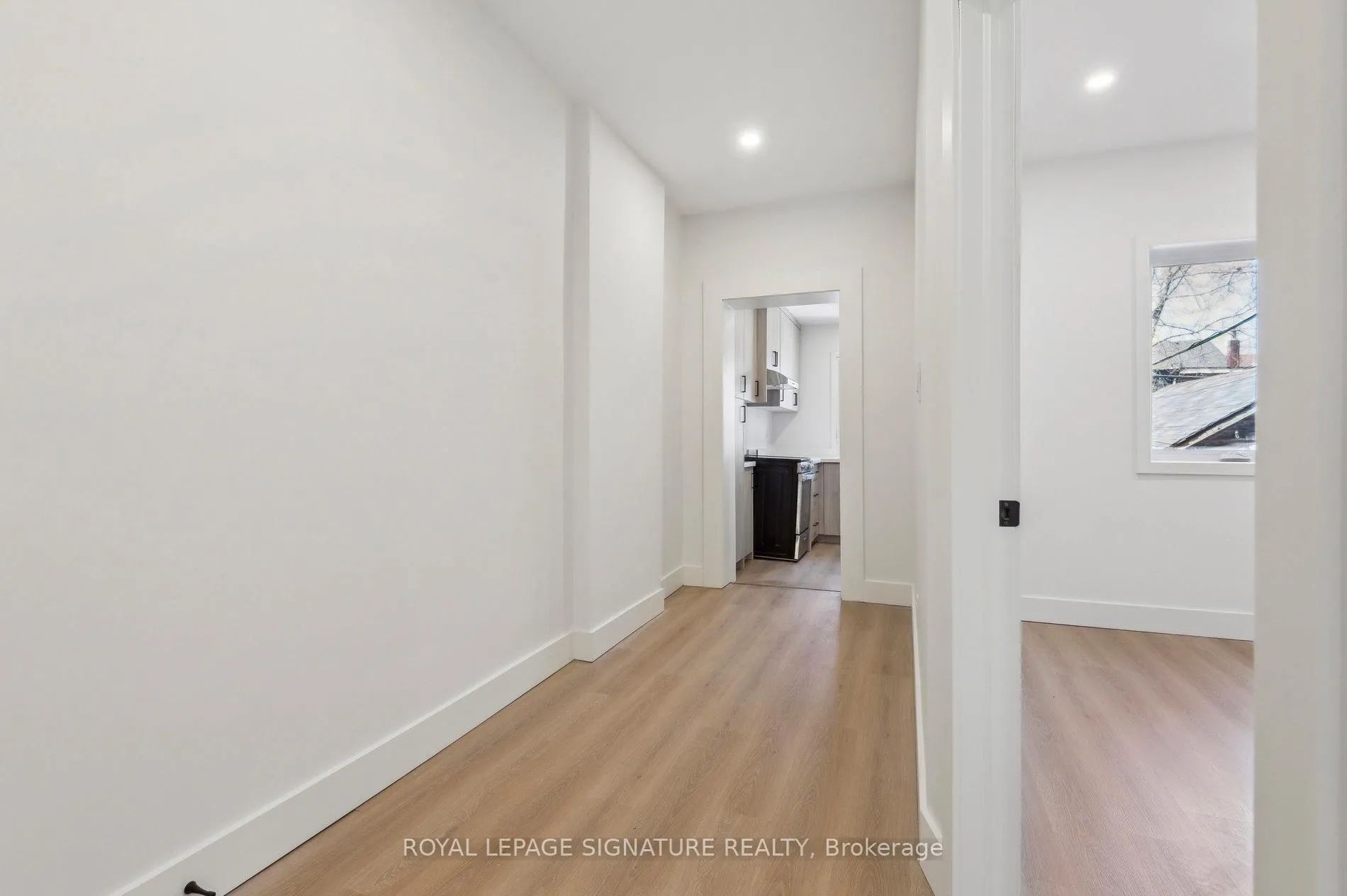 Photo 11 of 176 Gillard Avenue, Toronto, Greenwood-Coxwell — HOMEH