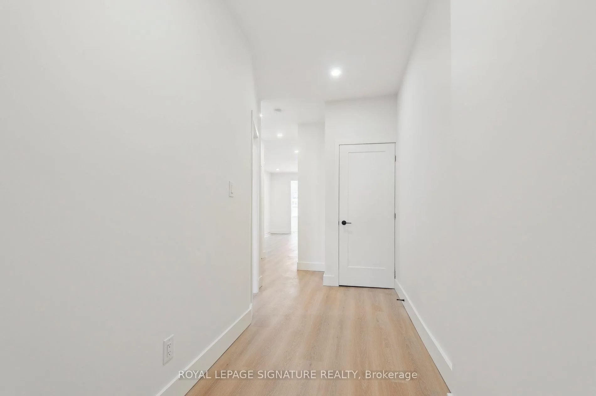 Photo 13 of 176 Gillard Avenue, Toronto, Greenwood-Coxwell — HOMEH