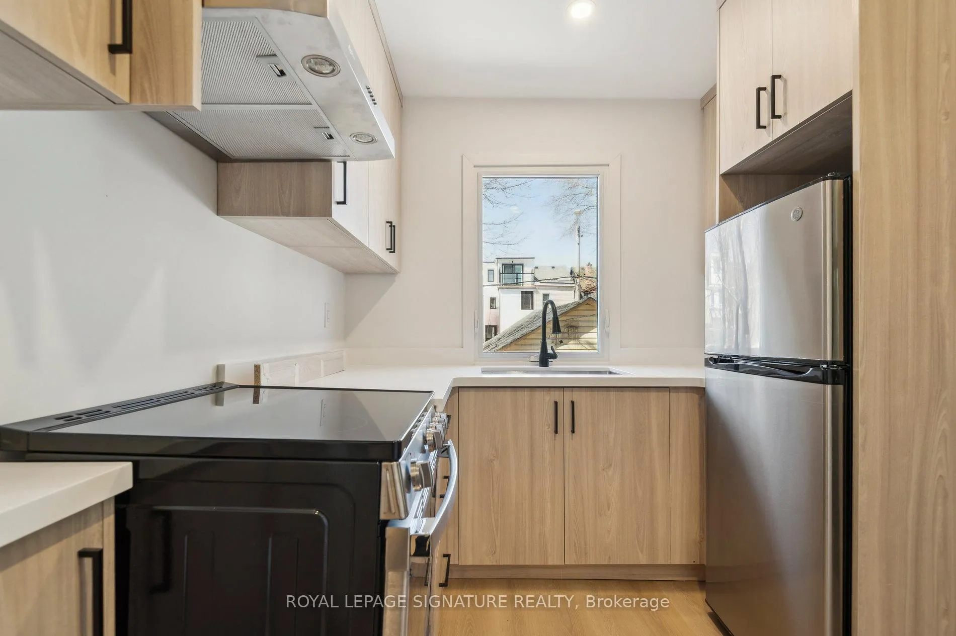 Photo 17 of 176 Gillard Avenue, Toronto, Greenwood-Coxwell — HOMEH