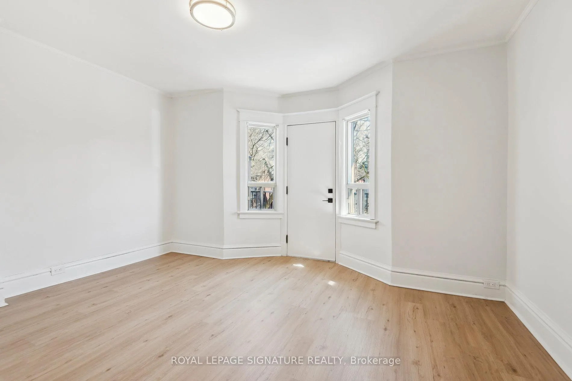 Photo 28 of 176 Gillard Avenue, Toronto, Greenwood-Coxwell — HOMEH