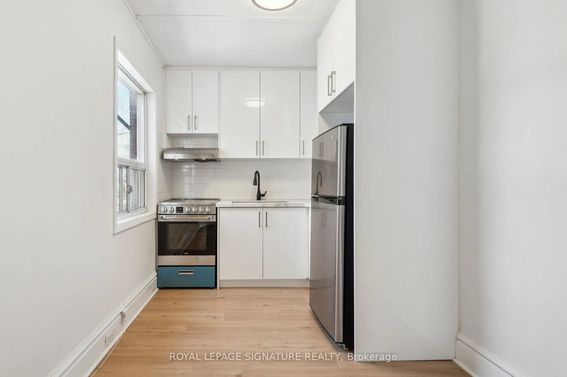 Photo 32 of 176 Gillard Avenue, Toronto, Greenwood-Coxwell — HOMEH