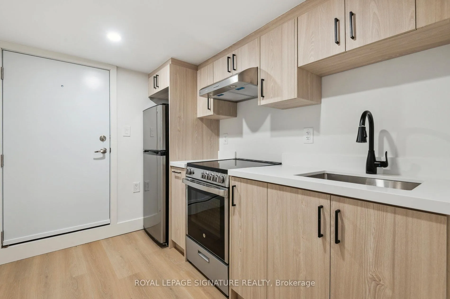 Photo 38 of 176 Gillard Avenue, Toronto, Greenwood-Coxwell — HOMEH
