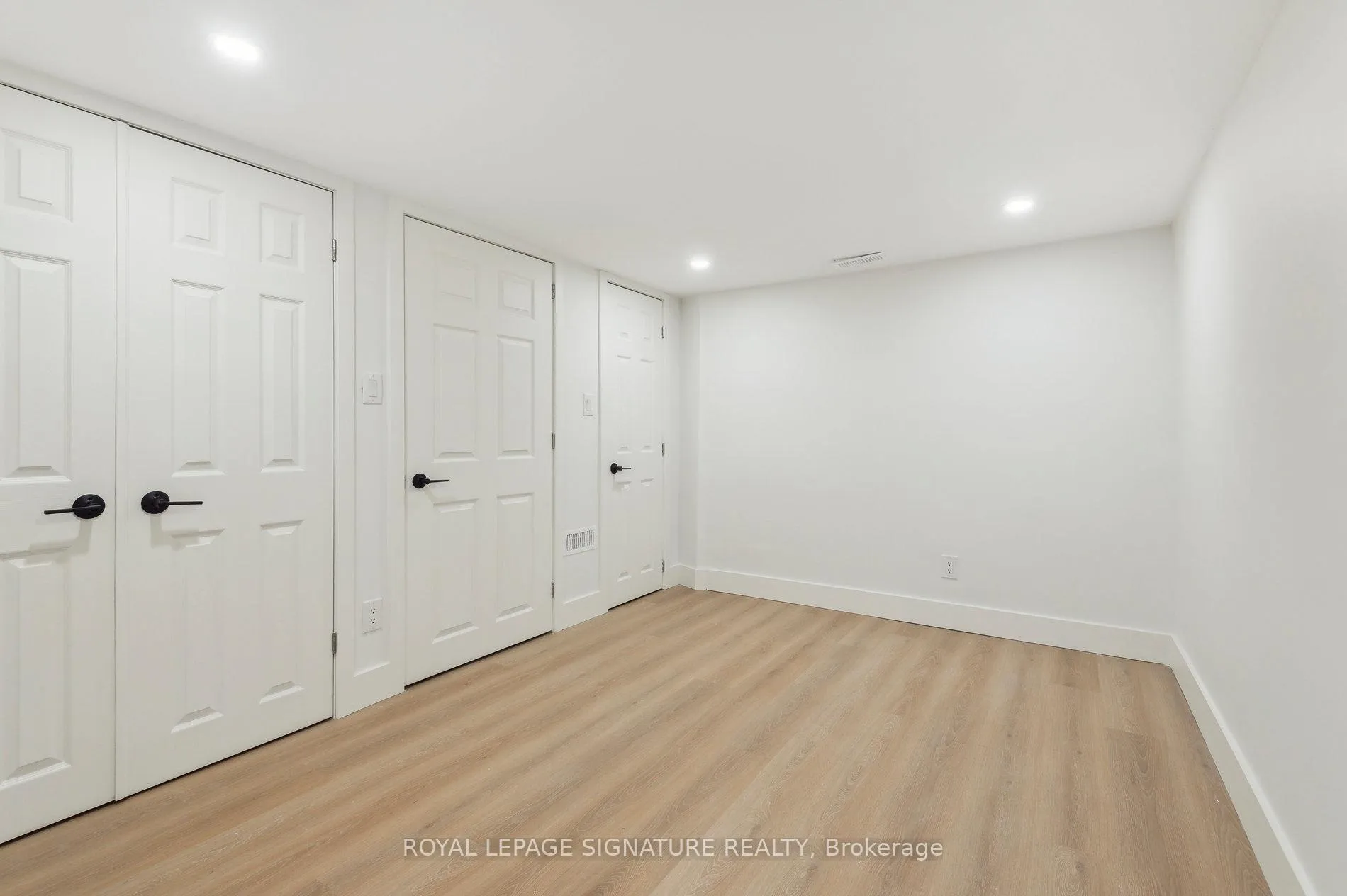 Photo 43 of 176 Gillard Avenue, Toronto, Greenwood-Coxwell — HOMEH