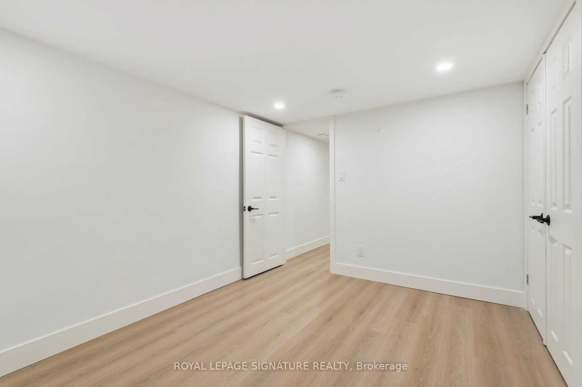 Photo 44 of 176 Gillard Avenue, Toronto, Greenwood-Coxwell — HOMEH