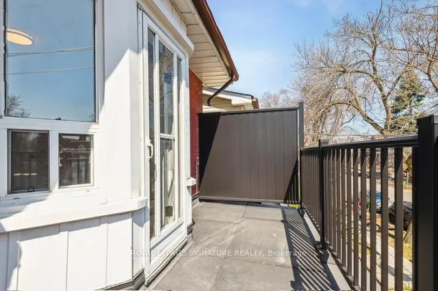 Photo 46 of 176 Gillard Avenue, Toronto, Greenwood-Coxwell — HOMEH