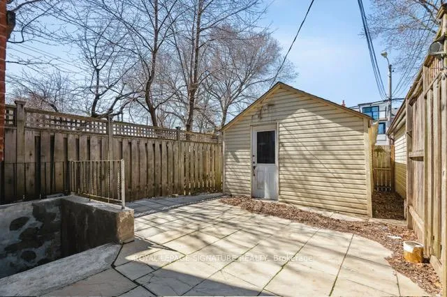 Photo 48 of 176 Gillard Avenue, Toronto, Greenwood-Coxwell — HOMEH