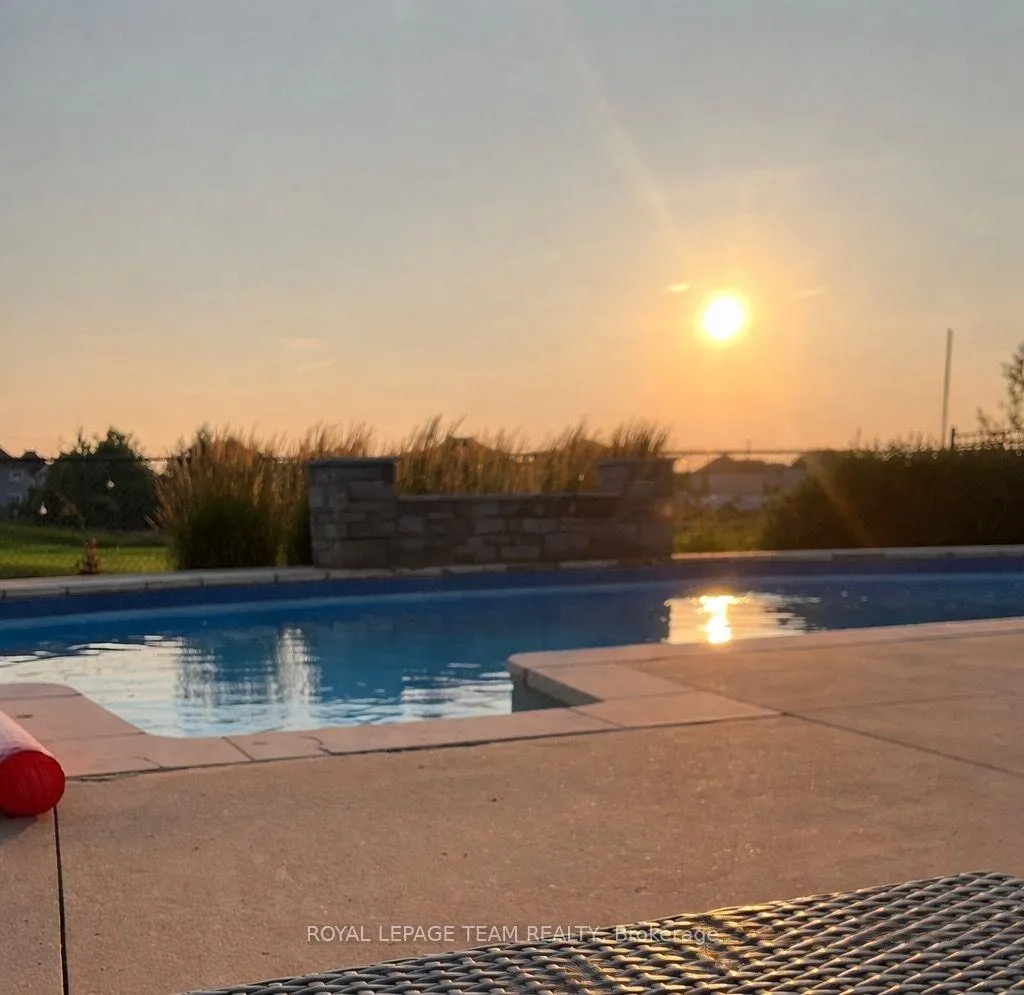 Photo 8 of 430 Kilmarnock Way, Ottawa, Barrhaven - Stonebridge — HOMEH