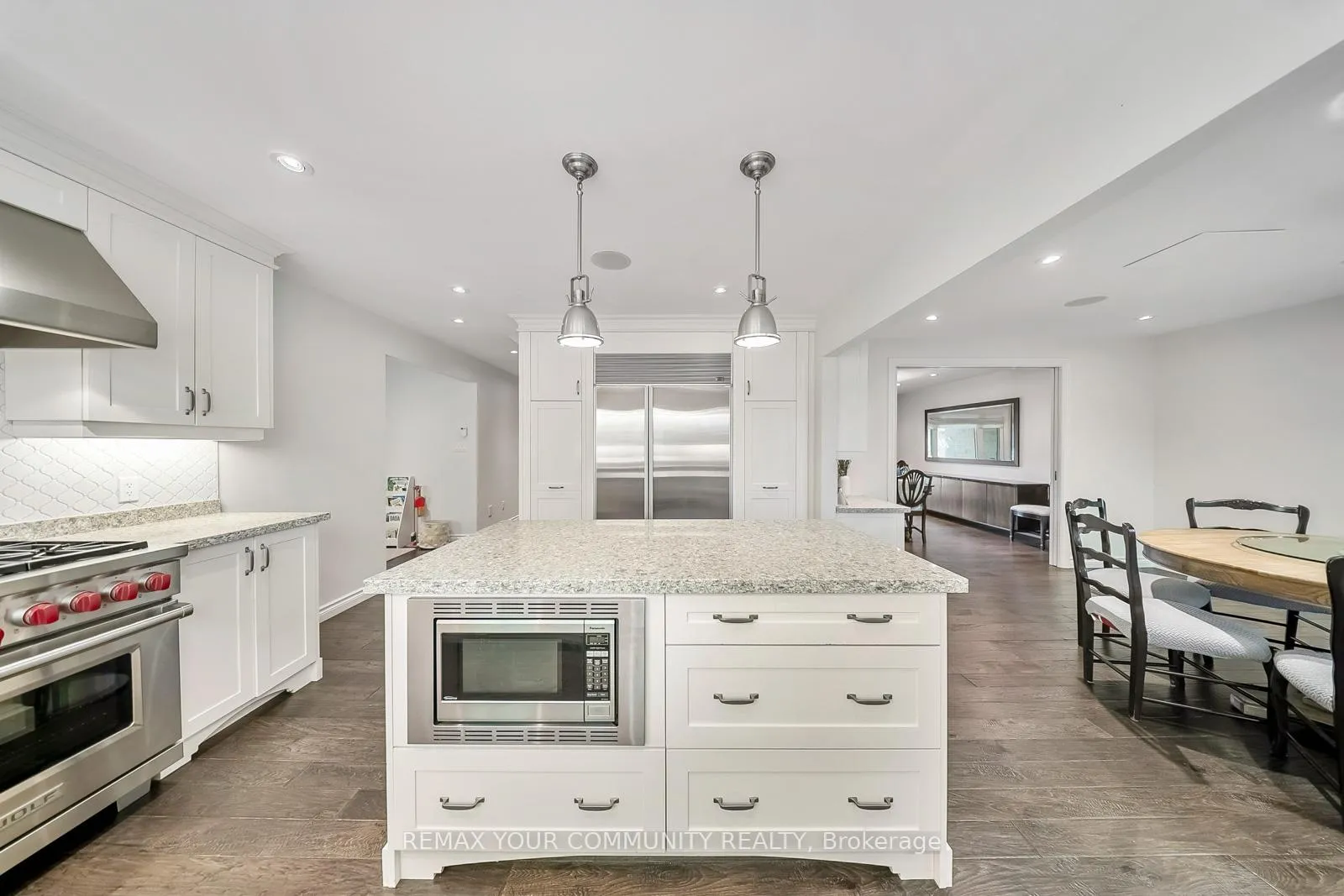 Photo 9 of 8 Spinning Wheel Court, Markham, Bayview Glen — HOMEH