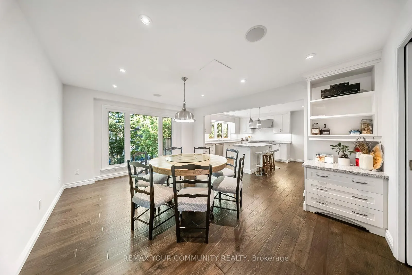 Photo 15 of 8 Spinning Wheel Court, Markham, Bayview Glen — HOMEH