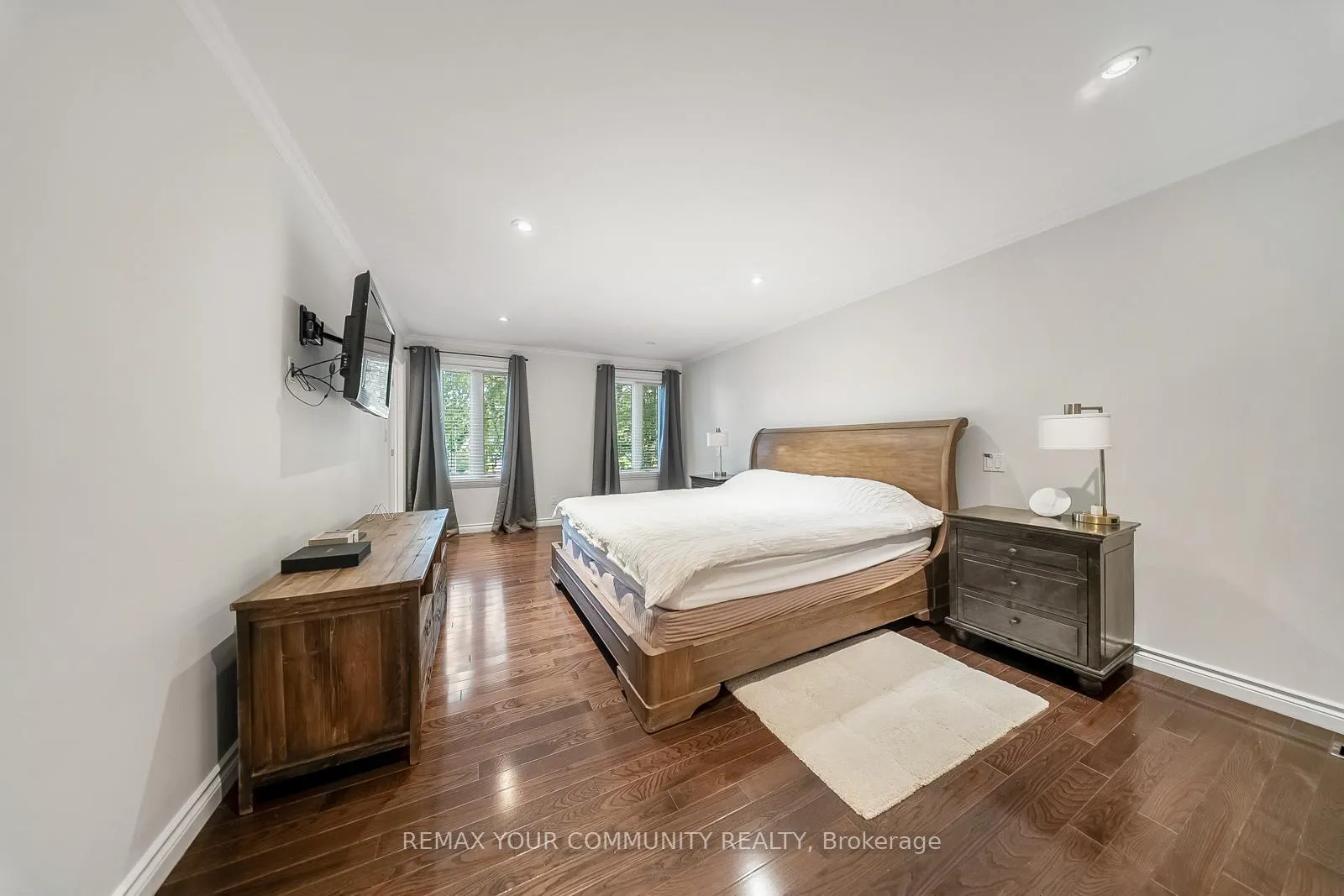 Photo 24 of 8 Spinning Wheel Court, Markham, Bayview Glen — HOMEH