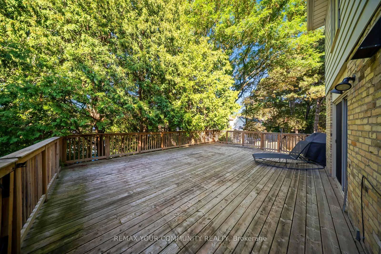 Photo 45 of 8 Spinning Wheel Court, Markham, Bayview Glen — HOMEH