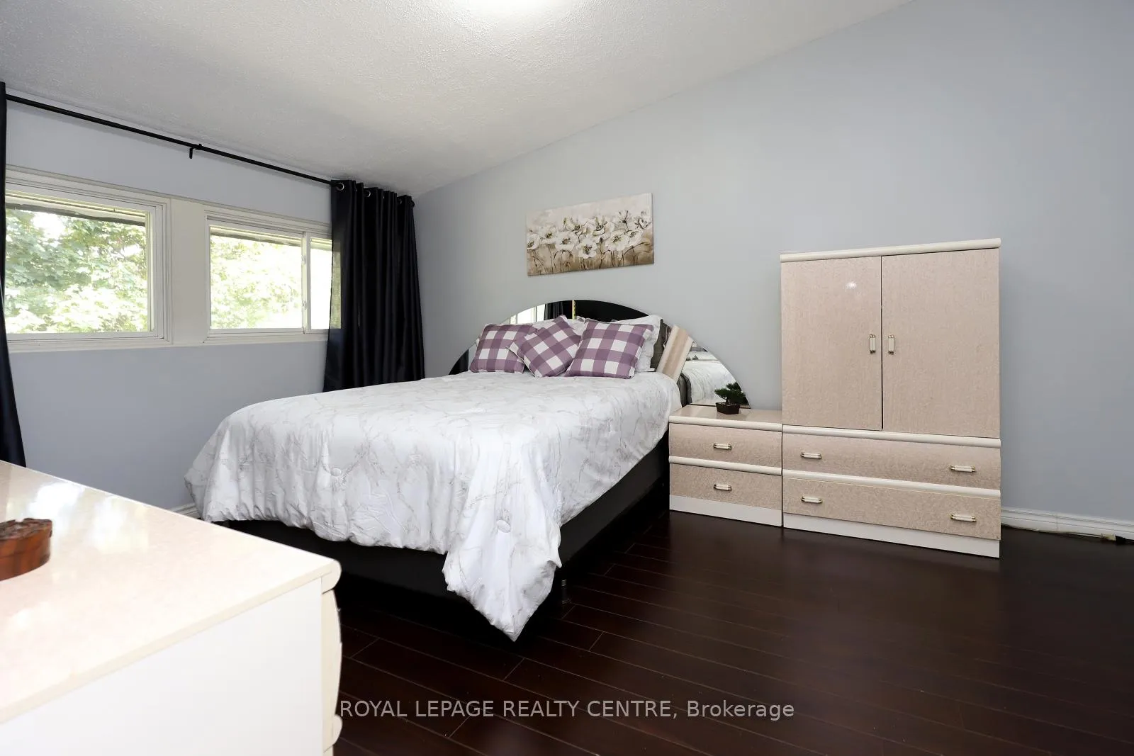 Photo 13 of Unit 11, 444 Silverstone Drive, Etobicoke, West Humber-Clairville — HOMEH