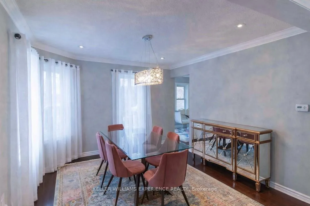 Photo 6 of Unit Upper, 22 Grand Forest Drive, Barrie, Bayshore — HOMEH