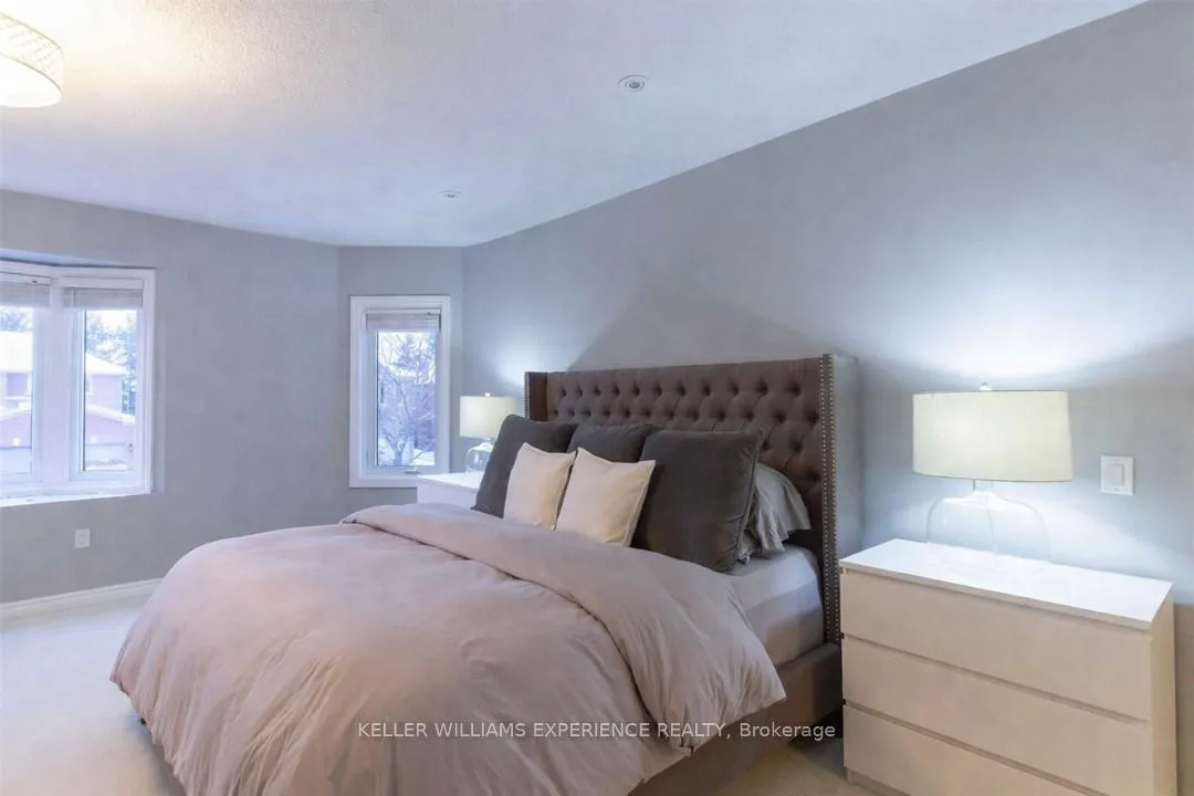 Photo 10 of Unit Upper, 22 Grand Forest Drive, Barrie, Bayshore — HOMEH