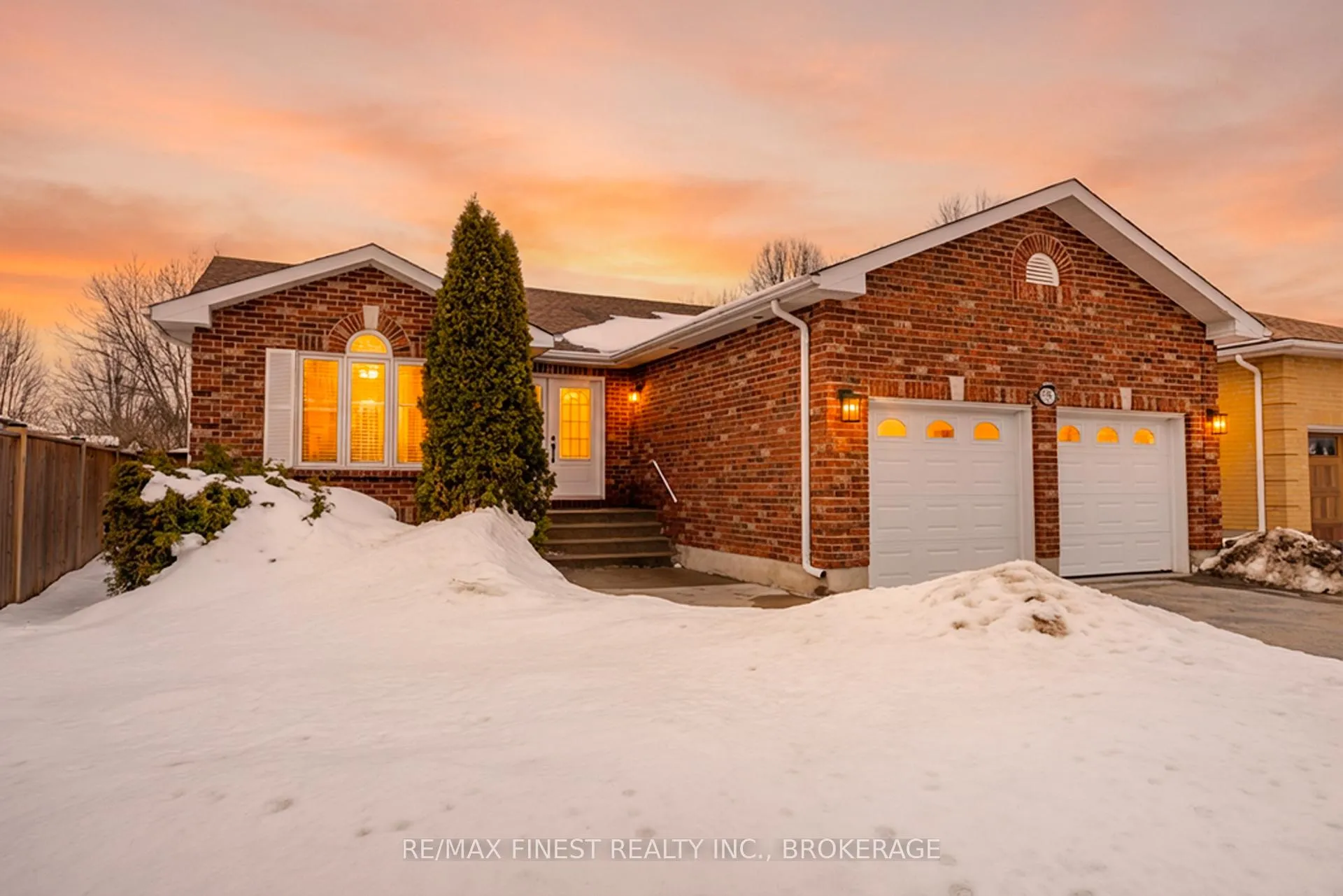 Photo 1 of 855 Marsh Crescent, Kingston, North of Taylor-Kidd Blvd — HOMEH