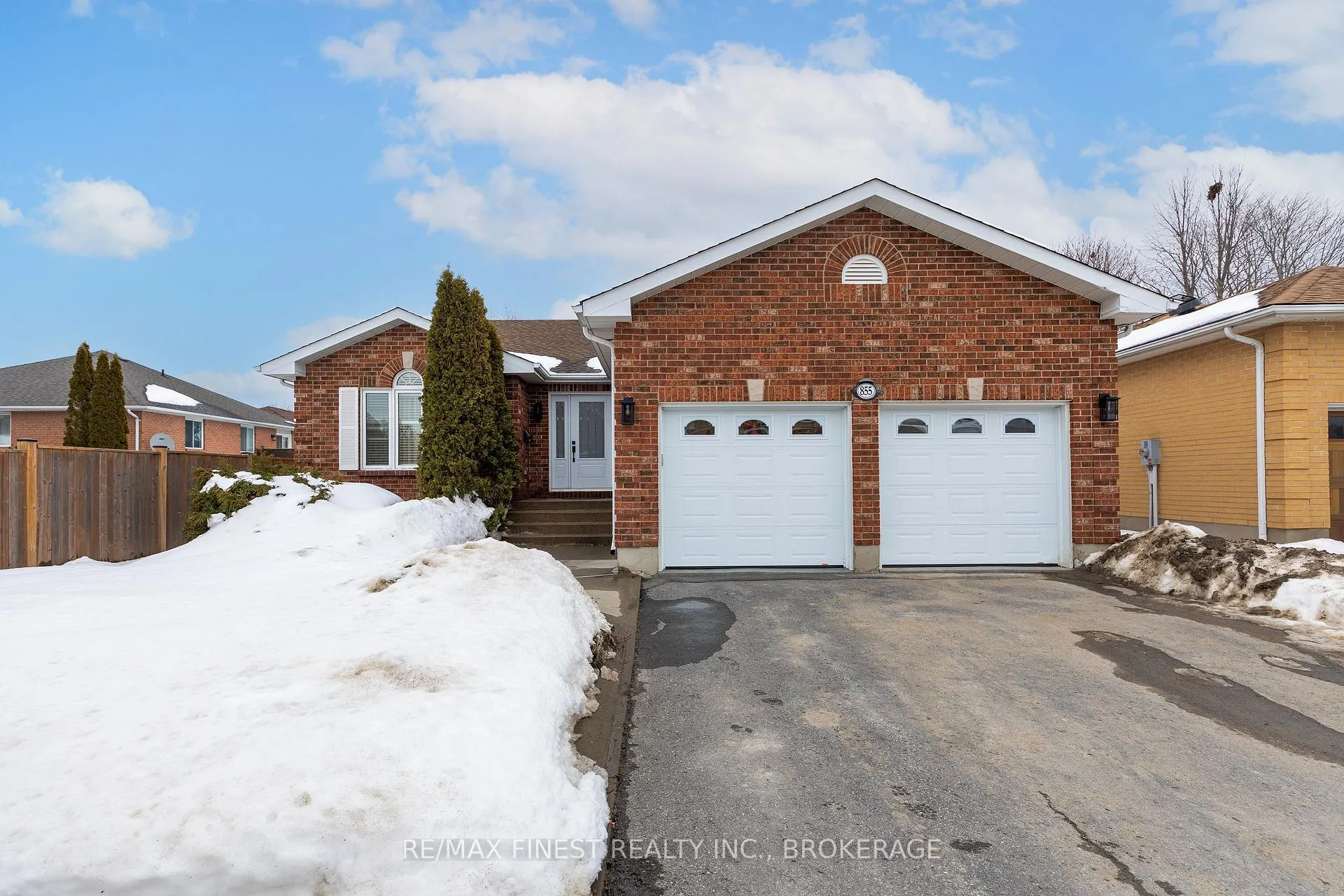 Photo 2 of 855 Marsh Crescent, Kingston, North of Taylor-Kidd Blvd — HOMEH