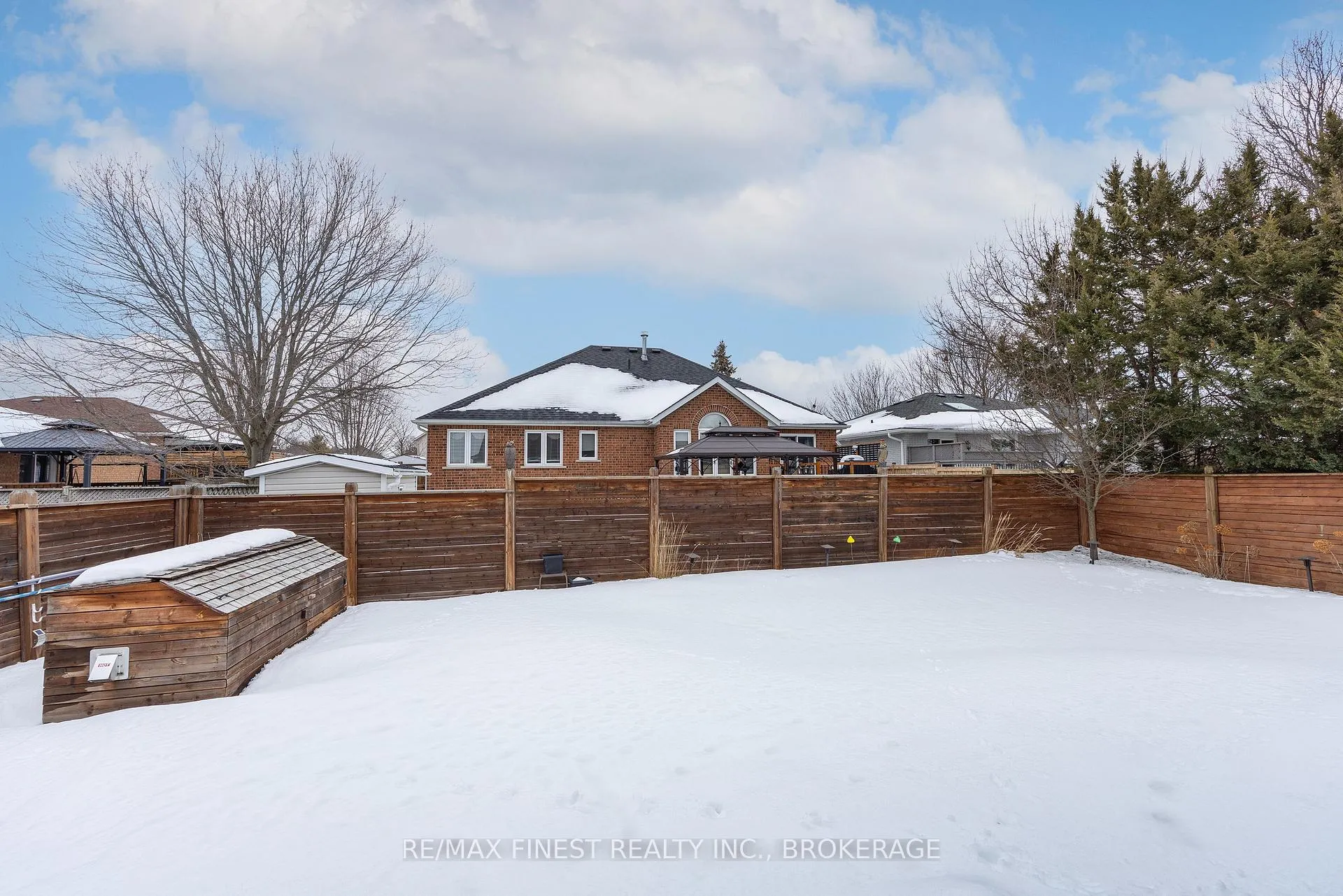Photo 4 of 855 Marsh Crescent, Kingston, North of Taylor-Kidd Blvd — HOMEH