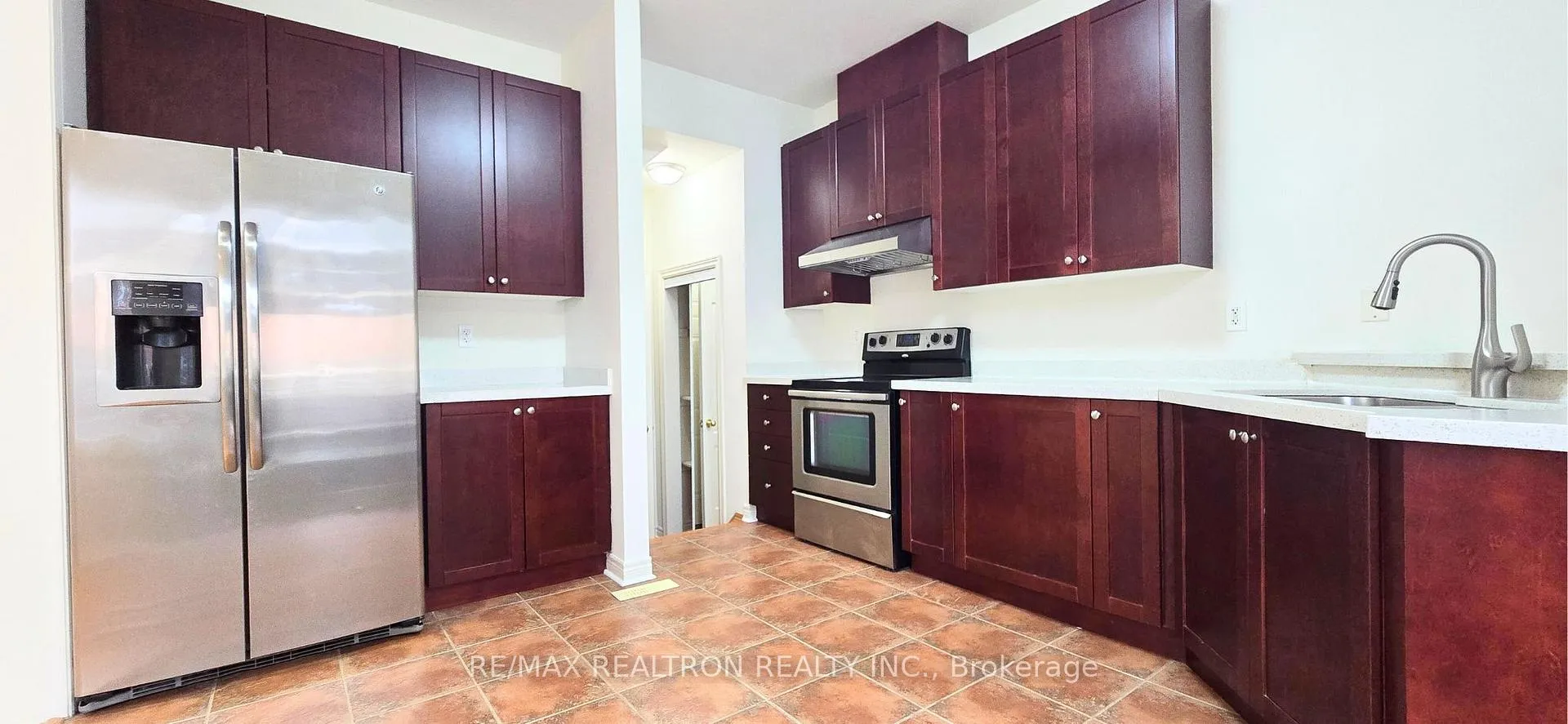 Photo 8 of 25 Fitzroy Avenue, Markham, Wismer — HOMEH