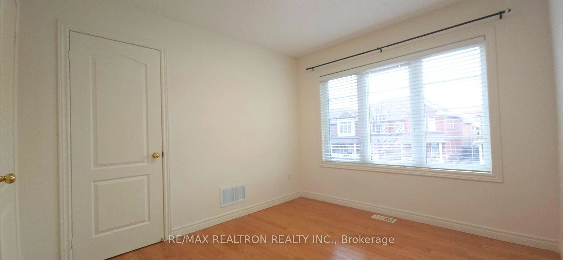 Photo 15 of 25 Fitzroy Avenue, Markham, Wismer — HOMEH