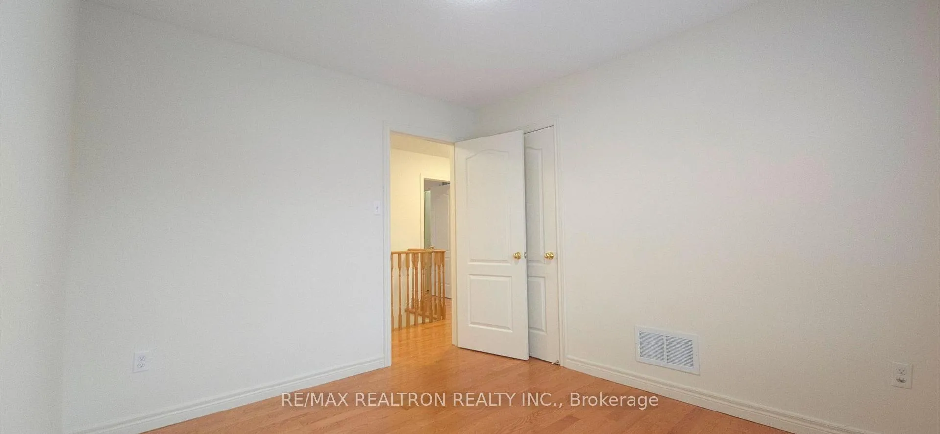 Photo 16 of 25 Fitzroy Avenue, Markham, Wismer — HOMEH