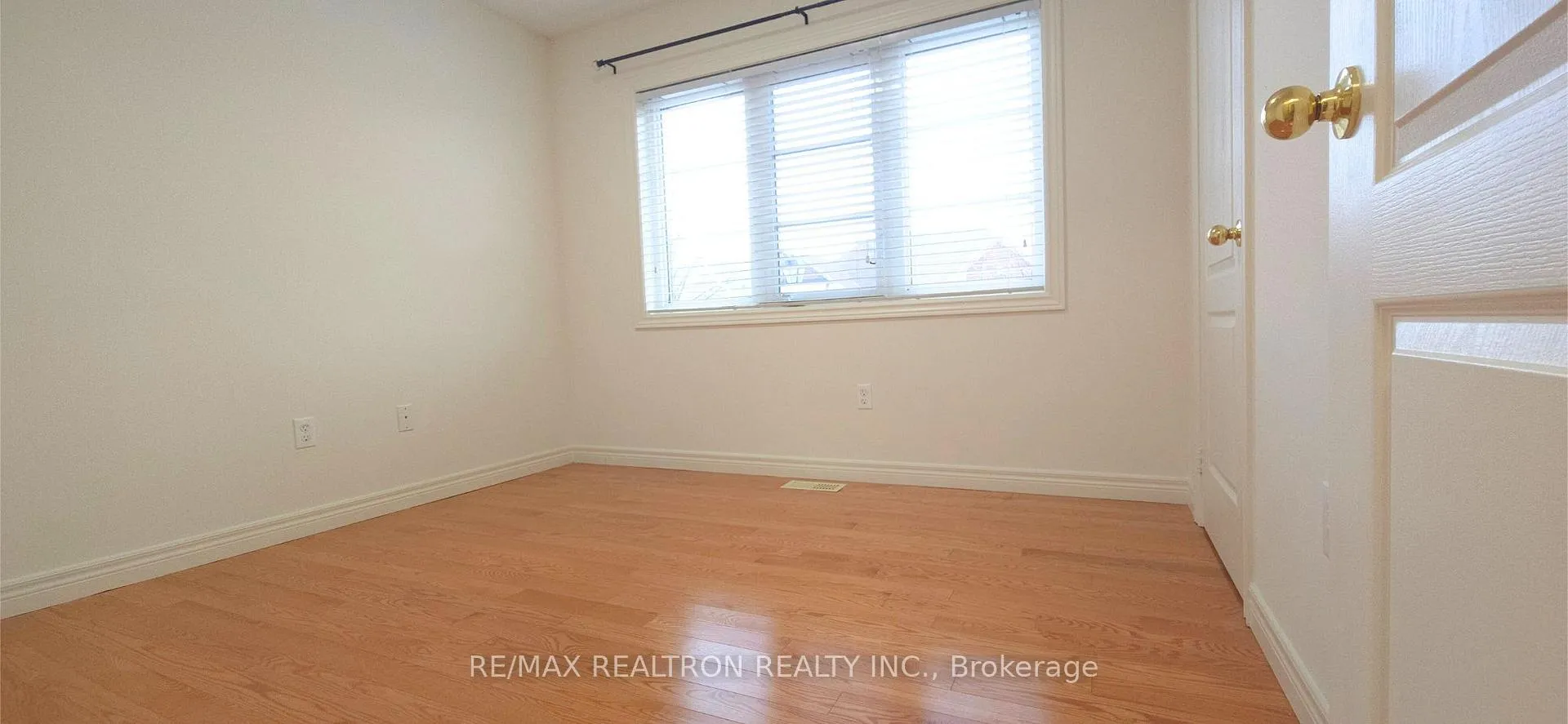Photo 19 of 25 Fitzroy Avenue, Markham, Wismer — HOMEH