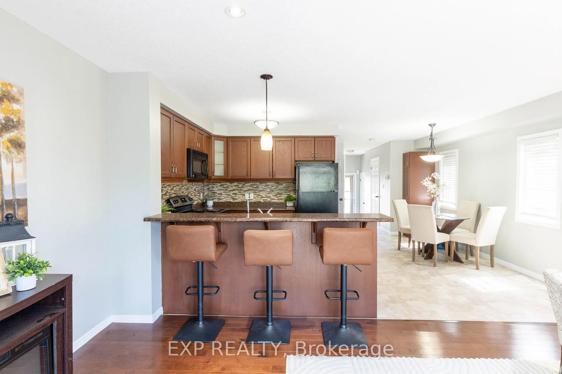 Photo 19 of 1319 Countrystone Drive, Kitchener, Highland West — HOMEH