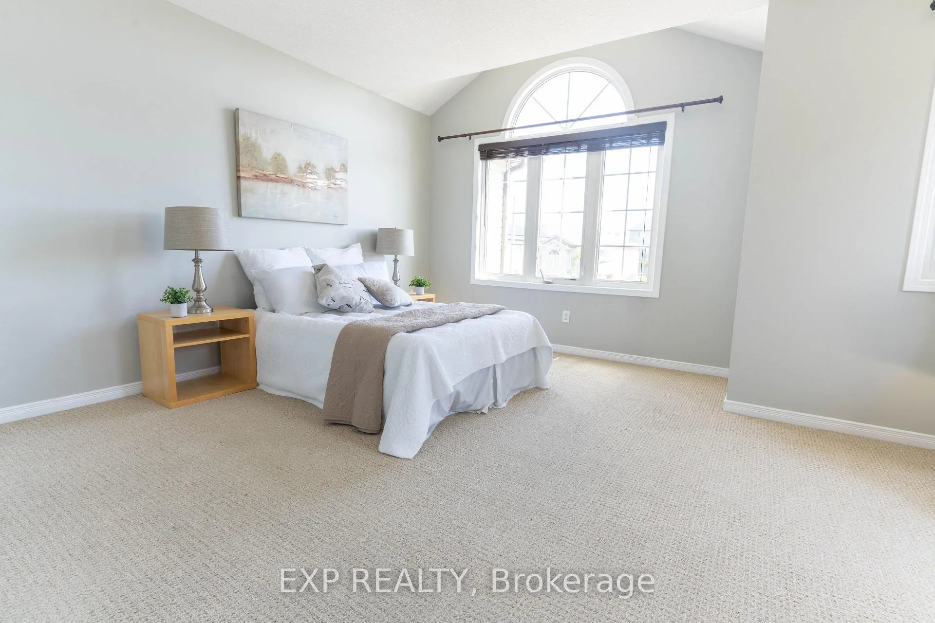 Photo 23 of 1319 Countrystone Drive, Kitchener, Highland West — HOMEH