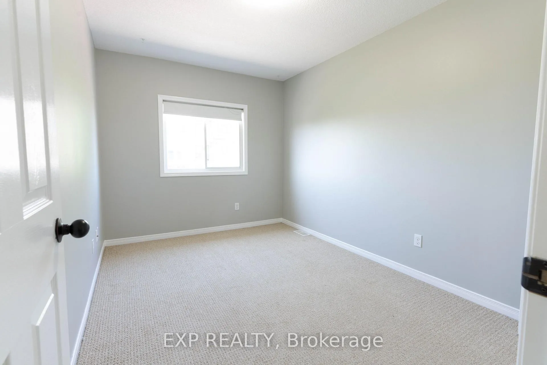 Photo 36 of 1319 Countrystone Drive, Kitchener, Highland West — HOMEH