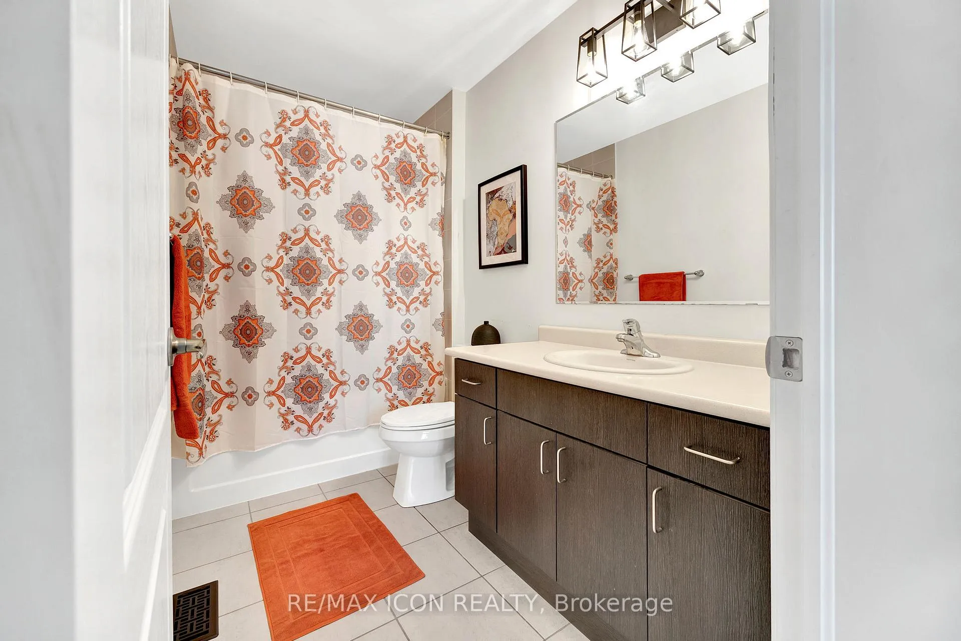 Photo 20 of 262 Grovehill Crescent, Kitchener — HOMEH