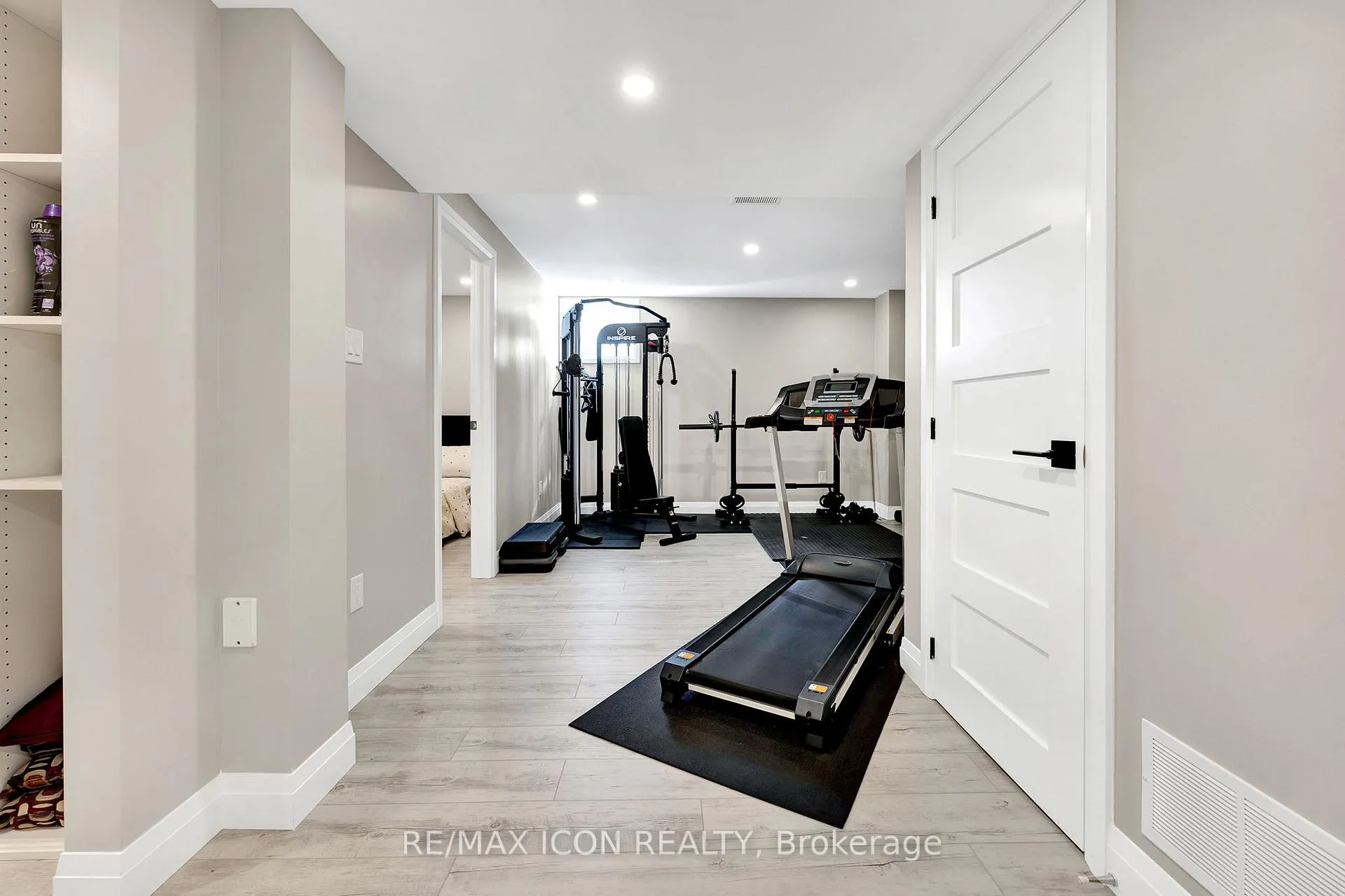 Photo 26 of 262 Grovehill Crescent, Kitchener — HOMEH