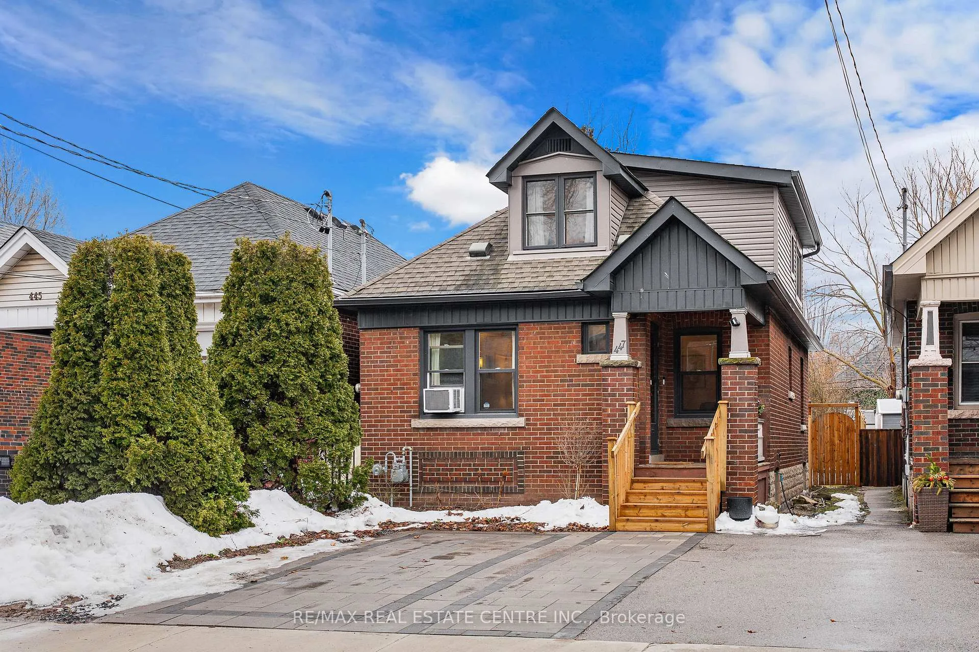 Front of 447 Herkimer Street