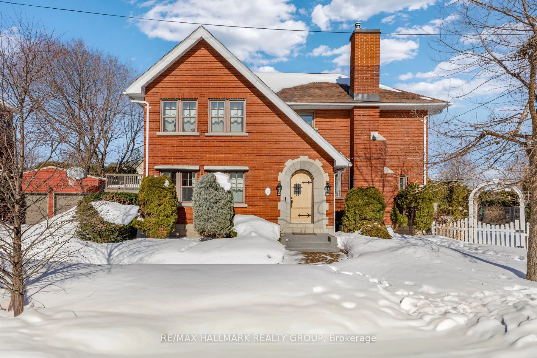 Photo 1 of 1 Iona Street, Ottawa, Ottawa West — HOMEH