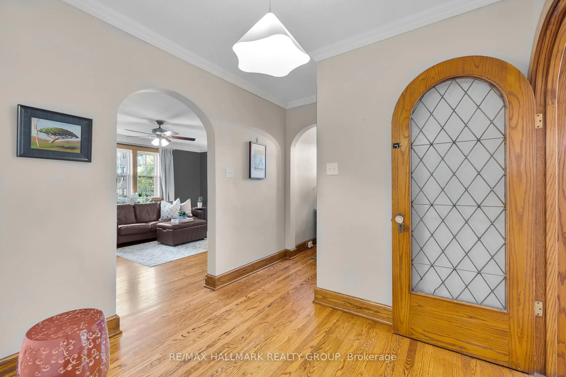 Photo 18 of 1 Iona Street, Ottawa, Ottawa West — HOMEH