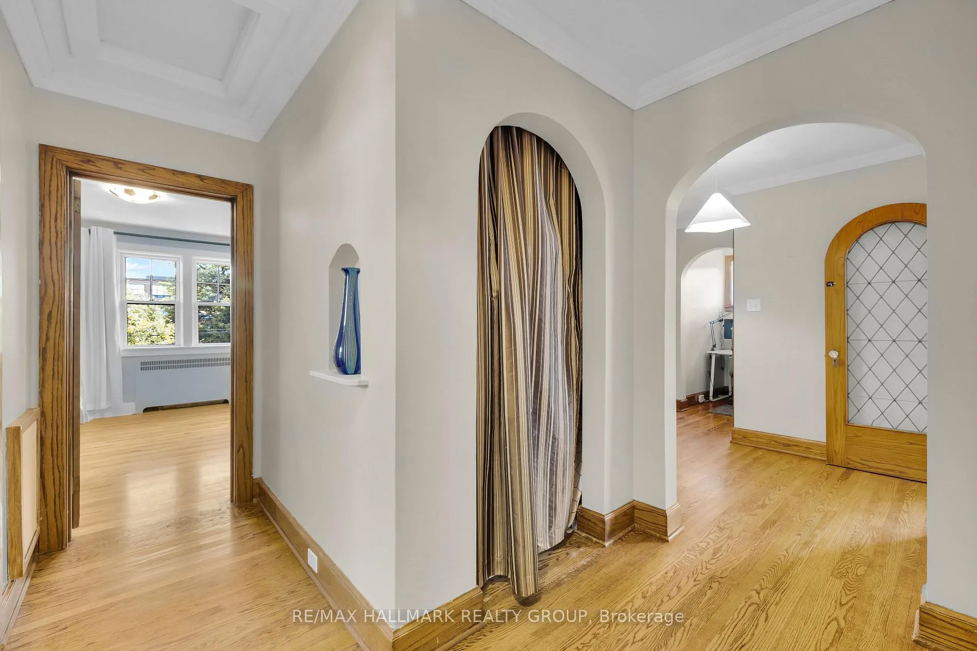 Photo 26 of 1 Iona Street, Ottawa, Ottawa West — HOMEH